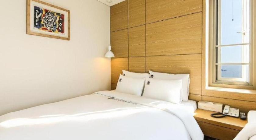 Benikea The Bliss Hotel Інчхон Екстер'єр фото