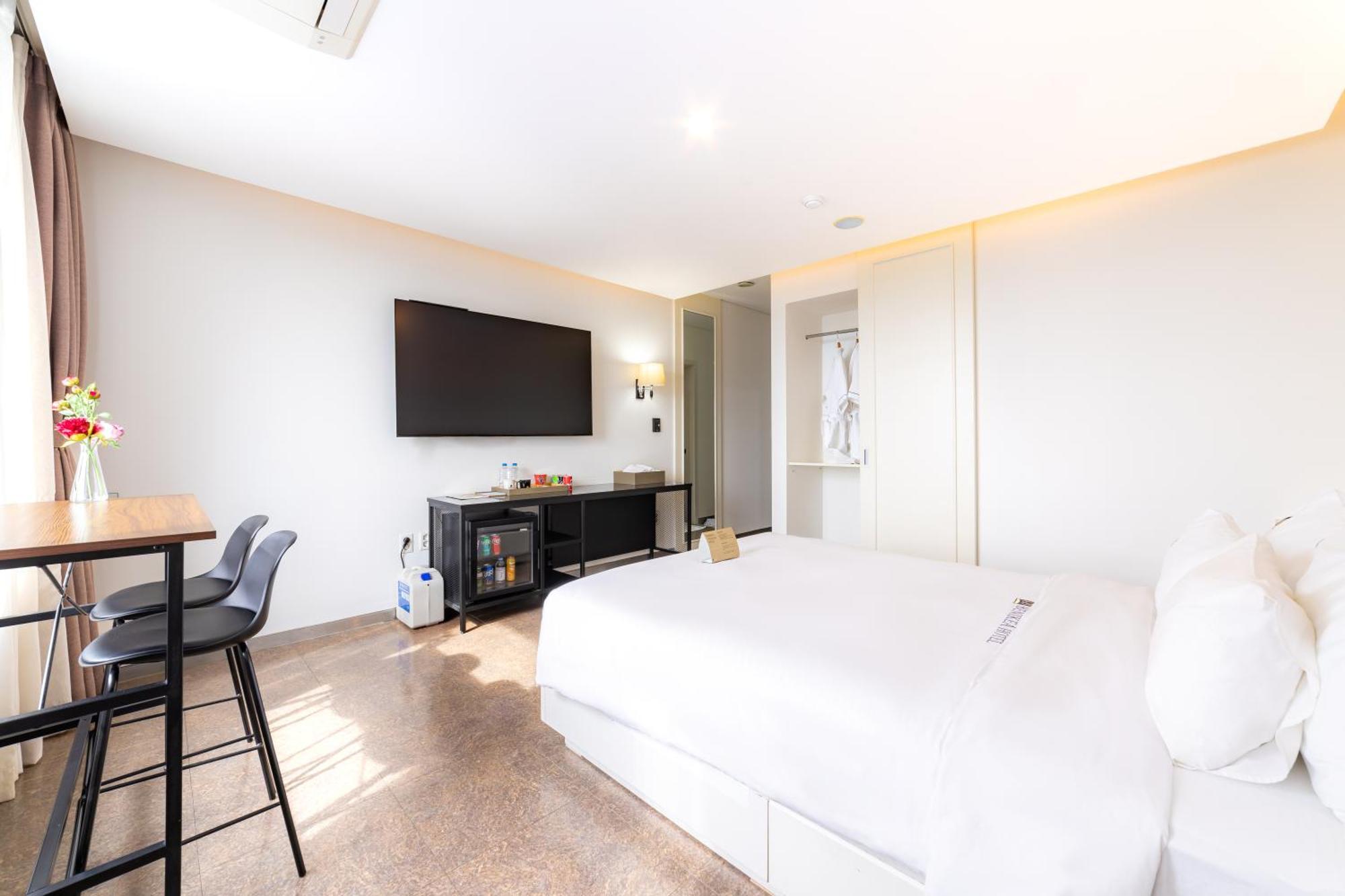 Benikea The Bliss Hotel Інчхон Екстер'єр фото